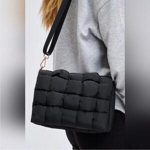 NWT Urban Expressions Rhodes Quilted Crossbody bag in black